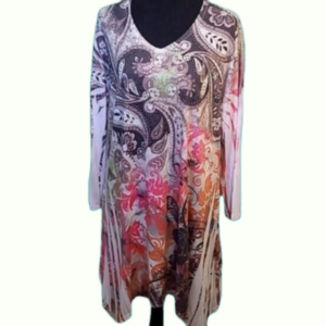 Jess & Jane. Womens dress. Long-sleeved colorful fun pattern. Size 1X